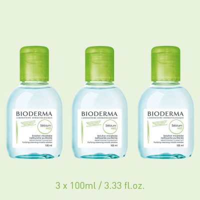 Nước tẩy trang Bioderma xanh